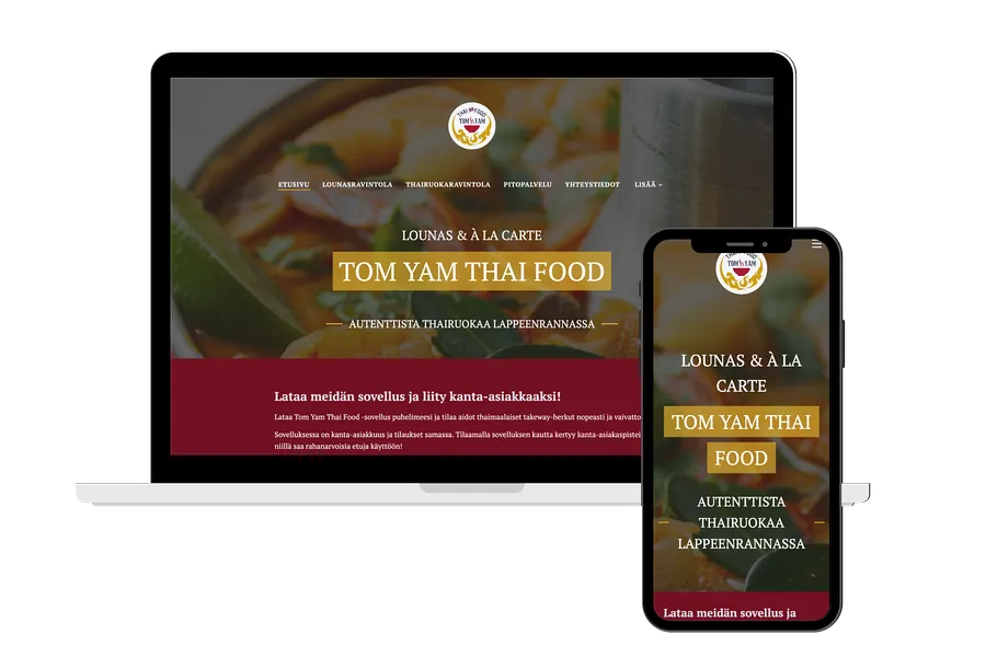 Kuva tietokoneen ruudusta, jonka edessä mobiililaitteen ruutu. Näihin upotettu kuva Tom Yam Thai Food verkkosivun aloitusnäkymästä. 